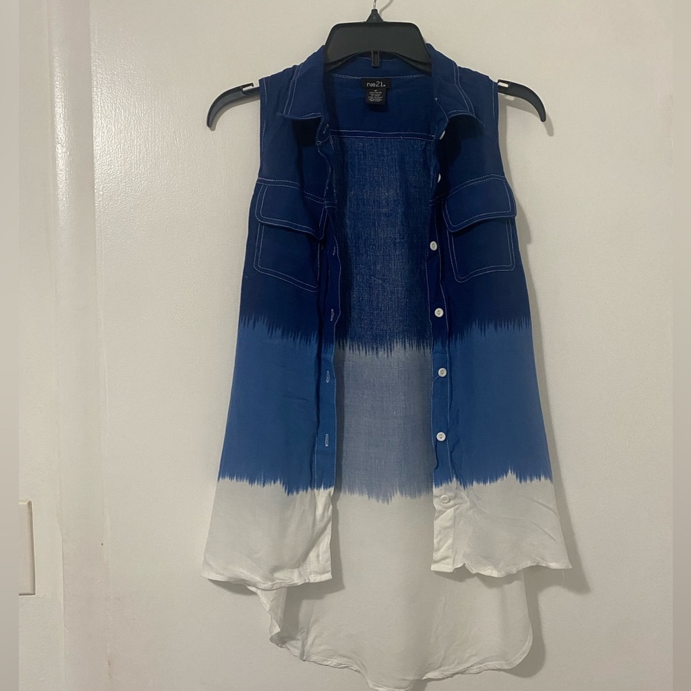 Rue21 Blue Sleeveless Top
